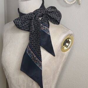Vintage 80s Ginnie Johansen Scarf Bow Tie Navy Paisley Preppy Old Money